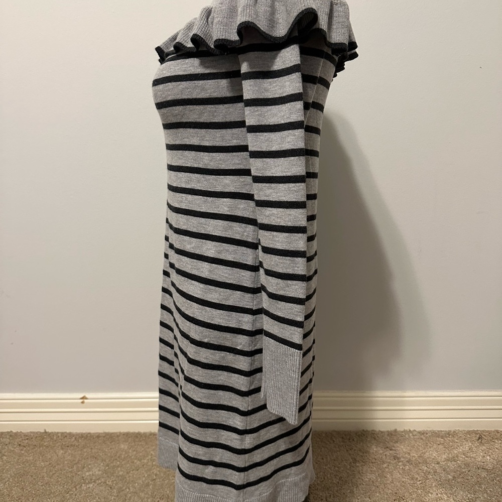 VINCE CAMUTO Women's Round Ruffle Neck Striped Knitted Sweater Dress Size S - Picture 4 of 7